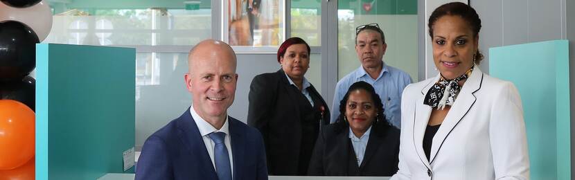 Op dinsdag 9 april 2019 heeft Staatssecretaris Raymond Knops (Binnenlandse Zaken en Koninkrijksrelaties) samen met de directeur van de Belastingdienst/CN, Nichalin Martina, de officiële opening verricht van de DigiD balie in het belastingkantoor op Bonaire.